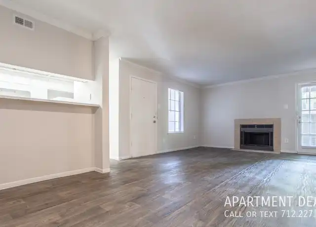 Property at 17636 Wayforest Dr Unit 3321, Houston, TX, 77060, 1 bed, 1 bath, [object Object]