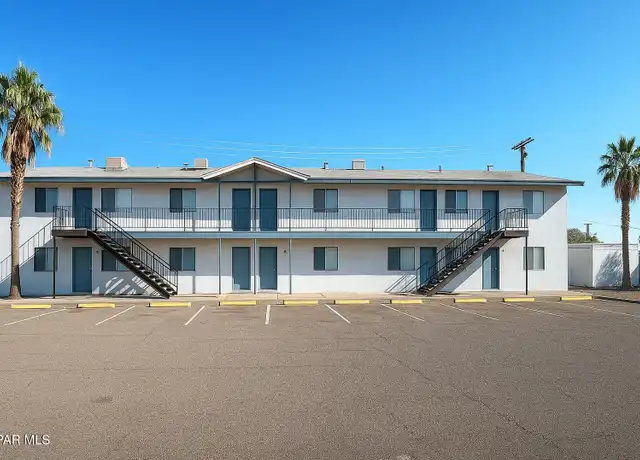 Property at 530 S Yarbrough Dr Unit 2, El Paso, TX, 79915, 2 beds, 1 bath, [object Object]