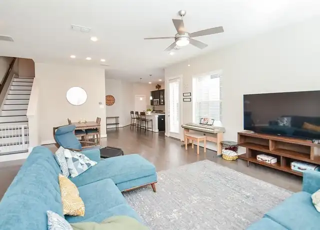 Property at 12538 Holly Blue Ln, Houston, TX, 77077, 4 beds, 2.5 baths, [object Object]