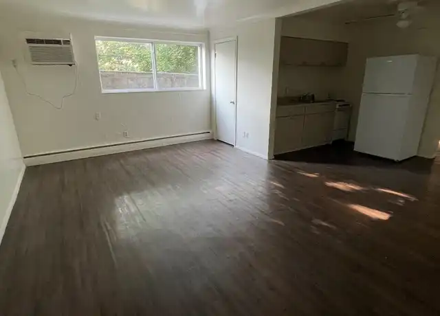 Property at 2992 Woodrow Ave Unit 11, Cincinnati, OH, 45211, 1 bed, 1 bath, [object Object]