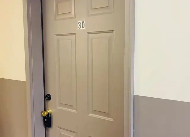 Property at 141 W Market St Unit 3 D, York, PA, 17401, 0 beds, 1 bath, [object Object]