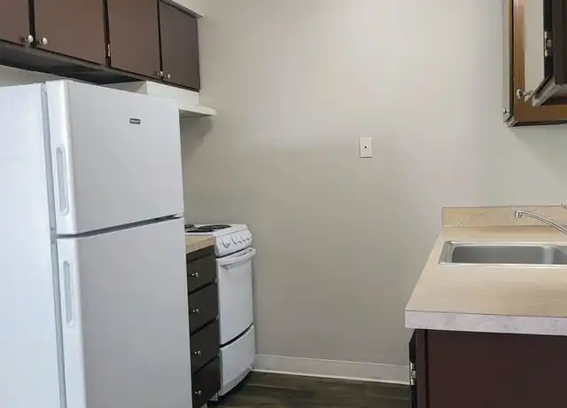 Property at 17455 SE Washington Ct Unit 66, Portland, OR, 97233, 1 bed, 1 bath, [object Object]