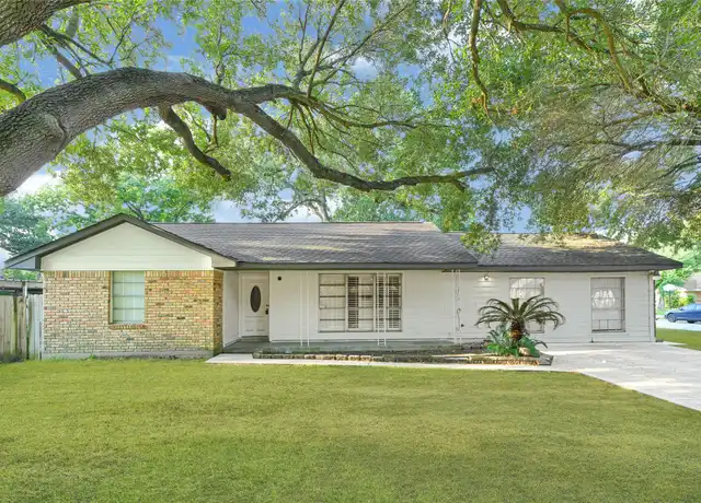 Property at 122 Gruss Dr, Houston, TX, 77060, 4 beds, 2 baths, [object Object]