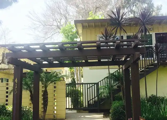 Property at Cottages D'Caroline - 405 N Madison Ave, Pasadena, CA, 91101, 0-1 beds, 1 bath, [object Object]
