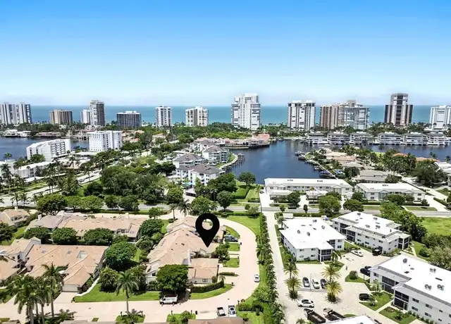 Property at 4028 Crayton Rd Unit C3, Naples, FL, 34103, 2 beds, 2 baths, [object Object]