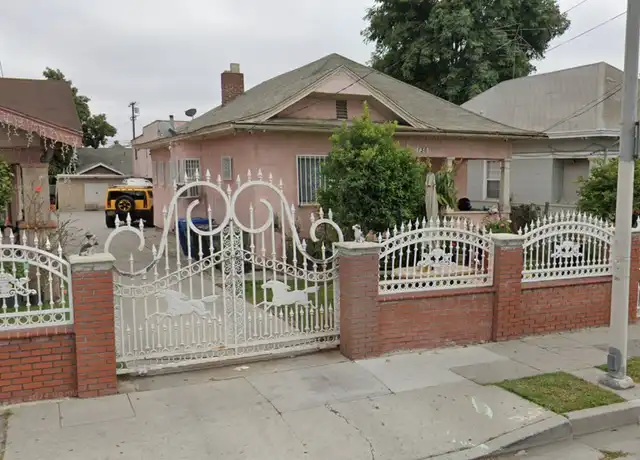 Property at 134 W Martin Luther King Jr Blvd, Los Angeles, CA, 90037, 3 beds, 1 bath, [object Object]