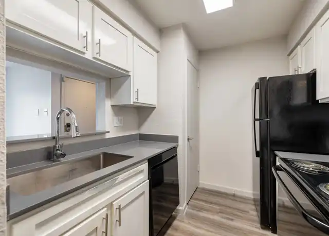 Property at 8701 Town Park Dr Unit 2-1140, Houston, TX, 77036, 1 bed, 1 bath, [object Object]