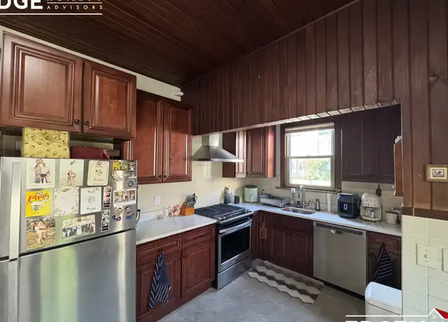 Property at 30 Bennett St, Brighton, MA, 02135, 3 beds, 2 baths, [object Object]