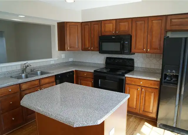 Property at 13 Castle View Dr, Mc Kees Rocks, PA, 15136, 3 beds, 2.5 baths, [object Object]