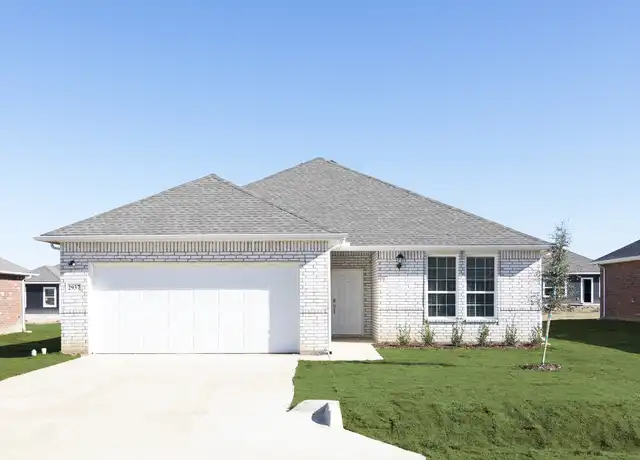 Property at 3039 N Tenneha Ave, Tyler, TX, 75702, 4 beds, 2 baths, [object Object]