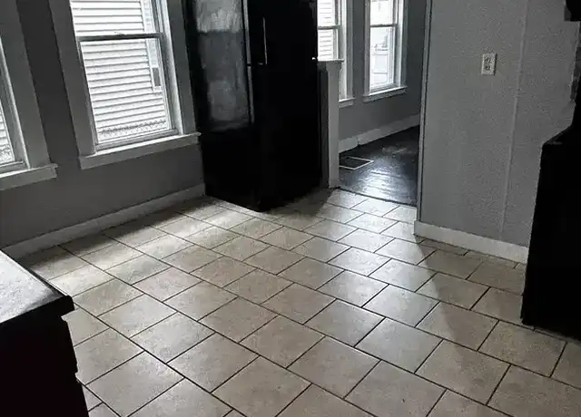 Property at 48 Truman St Unit 1, New Haven, CT, 06519, 3 beds, 1 bath, [object Object]