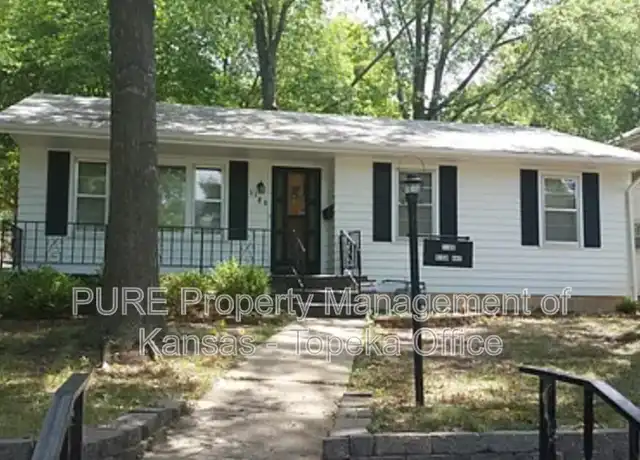 Property at 1186 SW High Ave, Topeka, KS, 66604, 3 beds, 2 baths, [object Object]