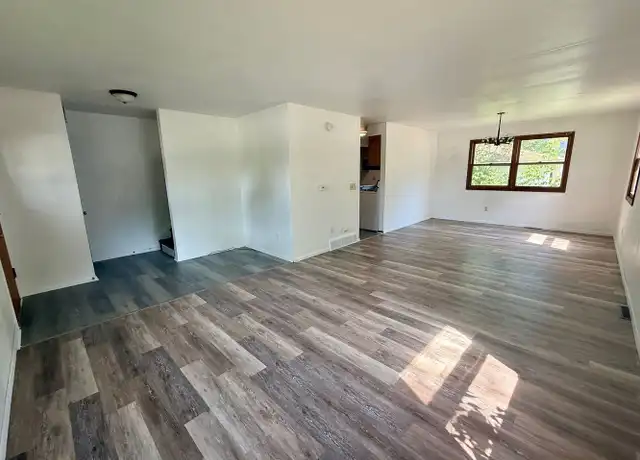 Property at 901 Adler Rd Unit 901, Marshfield, WI, 54449, 3 beds, 1.5 baths, [object Object]