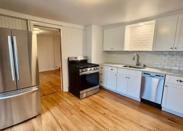Property at 96 Highland Ave, Branford, CT, 06405, 1 bed, 1 bath, [object Object]