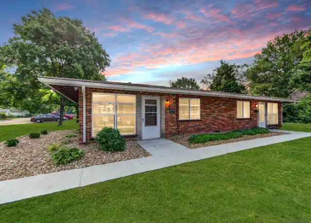 Property at 11270 Liana Ln, St Ann, MO, 63074, 1 bed, 1 bath, [object Object]