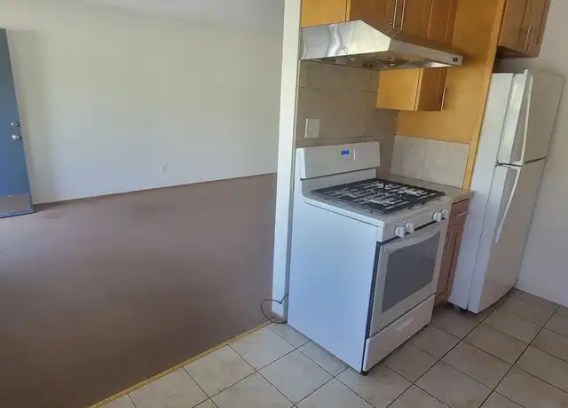 Property at 1638 Hearst Ave Unit 1F, Berkeley, CA, 94703, 2 beds, 1 bath, [object Object]