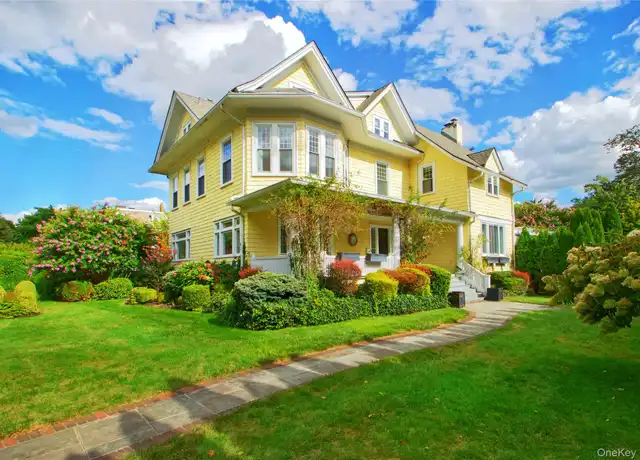 Property at 92 6th St, Garden City, NY, 11530, 7 beds, 4.5 baths, [object Object]