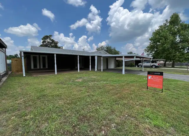 Property at 417 Woodland Dr, Oklahoma City, OK, 73130, 3 beds, 2 baths, [object Object]