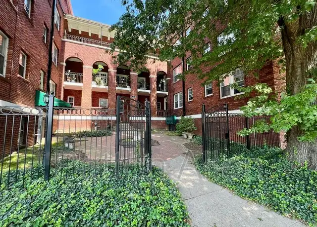 Property at 116 E Chestnut St Unit 23, Asheville, NC, 28801, 2 beds, 1 bath, [object Object]