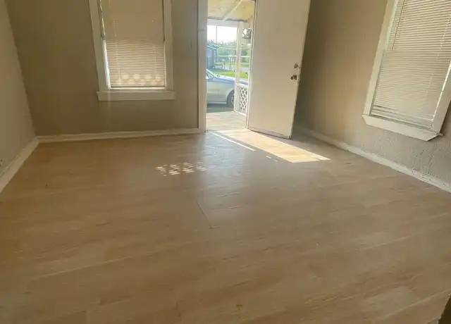 Property at 820 W Point Rd Unit 2, Corpus Christi, TX, 78416, 0 beds, 1 bath, [object Object]