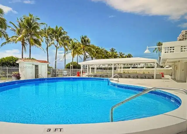 Property at 2899 Collins Ave #608, Miami Beach, FL, 33140, 1 bed, 1 bath, [object Object]