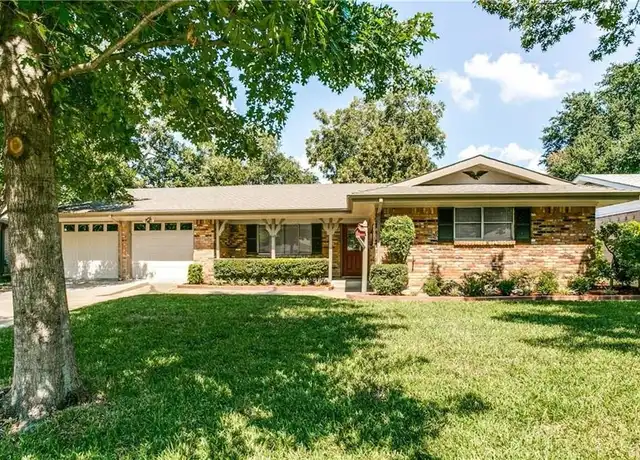 Property at 408 Bob St, Hurst, TX, 76053, 3 beds, 3 baths, [object Object]