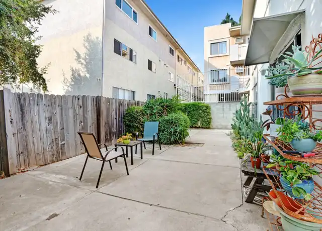 Property at 9809 Tabor St Unit 06, Los Angeles, CA, 90034, 1 bed, 1 bath, [object Object]