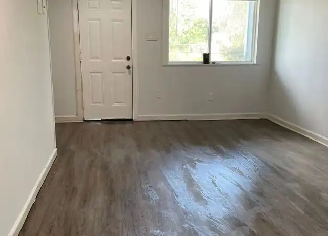 Property at 7814 Richland Dr, Houston, TX, 77028, 3 beds, 1 bath, [object Object]