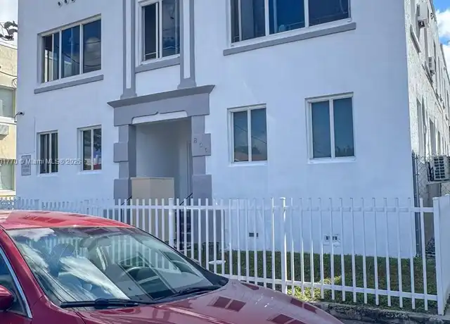 Property at 856 SW 6th St Unit 102, Miami, FL, 33130, 1 bed, 1 bath, [object Object]