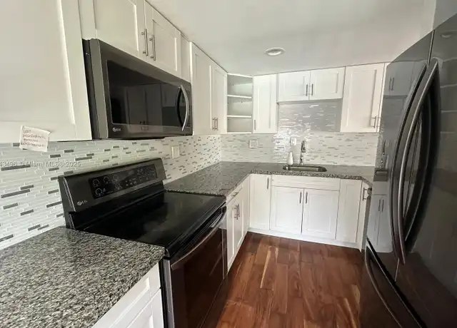 Property at 90 Isle of Venice Dr #10, Fort Lauderdale, FL, 33301, 1 bed, 1 bath, [object Object]