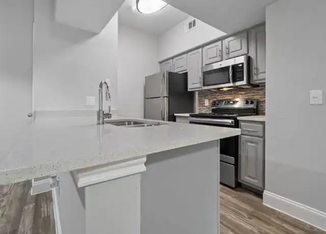 Property at 2301 W White Ave, McKinney, TX, 75071, 1 bed, 1 bath, [object Object]