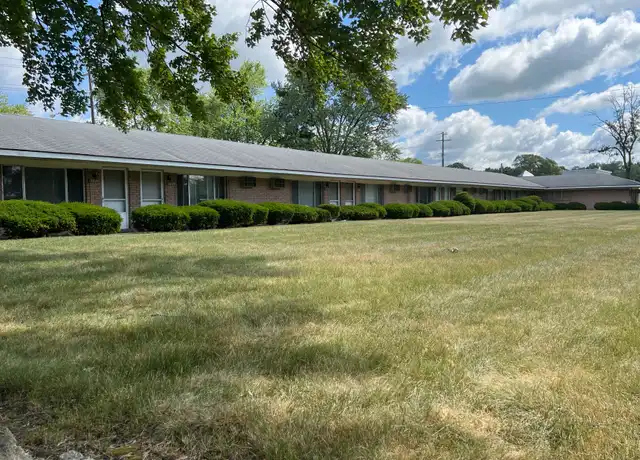 Property at Walton Ranch Apartments - 3850 W Walton Blvd, Waterford Twp, MI, 48329, 1 bed, 1 bath, [object Object]