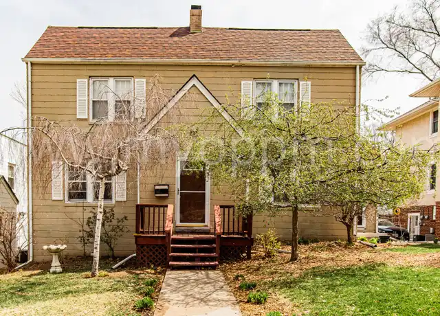 Property at 513 N 41st Ave, Omaha, NE, 68131, 2 beds, 1 bath, [object Object]