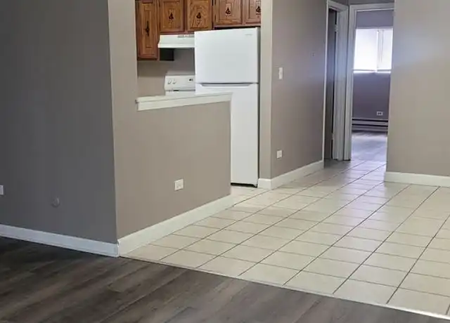 Property at 1530 Crimson Ln Unit 1A, Palatine, IL, 60074, 1 bed, 1 bath, [object Object]