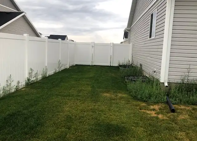 Property at 726 W 400 N, Smithfield, UT, 84335, 3 beds, 2 baths, [object Object]