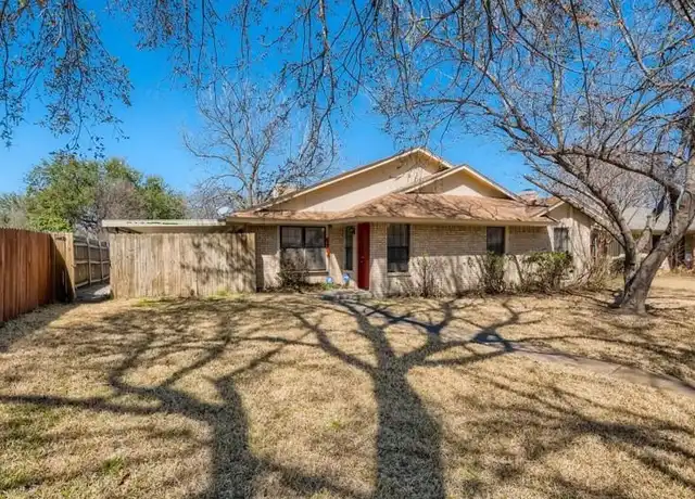 Property at 427 Quintana Dr, Garland, TX, 75043, 3 beds, 2 baths, [object Object]