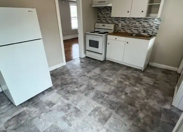 Property at 347 Main St Unit 7, Douglas, MA, 01516, 2 beds, 1 bath, [object Object]