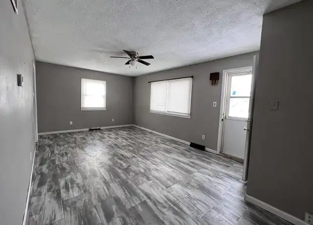 Property at 2400 Wisconsin St SW, Cedar Rapids, IA, 52404, 3 beds, 1 bath, [object Object]