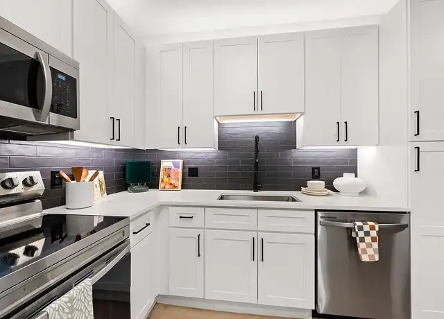 Property at Cortland South End - 2225 Hawkins St, Charlotte, NC, 28203, 0-2 beds, 1-2 bath, [object Object]
