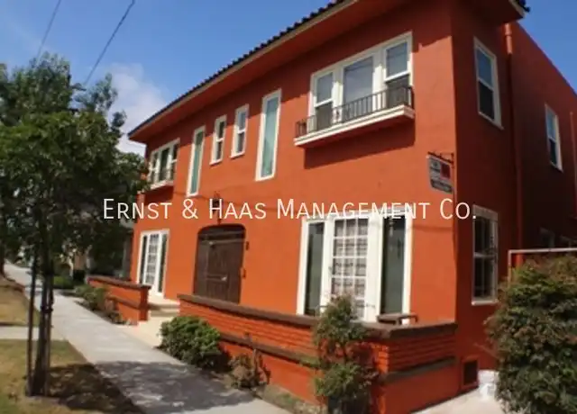 Property at 33 Orange Ave Unit 08, Long Beach, CA, 90802, 0 beds, 1 bath, [object Object]