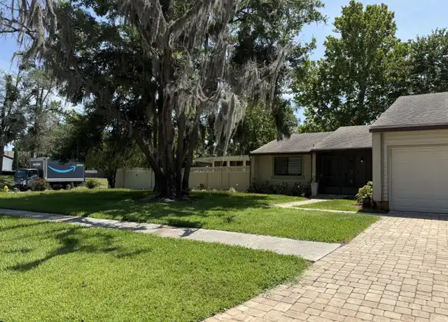 Property at 10511 Tanglewilde Dr W, Jacksonville, FL, 32257, 3 beds, 2 baths, [object Object]