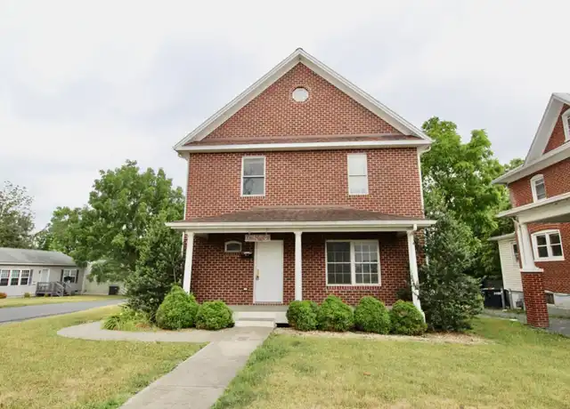 Property at 301 W Market St, Harrisonburg, VA, 22801, 4 beds, 3.5 baths, [object Object]