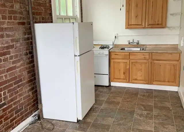 Property at 131 NE Martin Luther King Junior Blvd Unit 32, Portland, OR, 97232, 1 bed, 1 bath, [object Object]