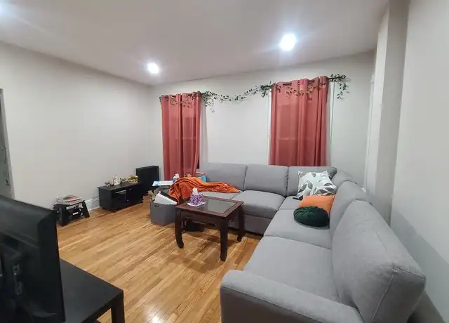 Property at 120 Mill St Unit 1, Worcester, MA, 01603, 3 beds, 2 baths, [object Object]