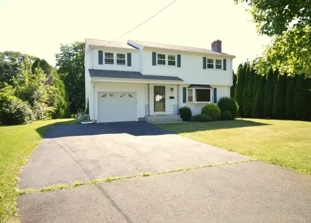 Property at 18 Overbrook Rd, West Hartford, CT, 06107, 4 beds, 2.5 baths, [object Object]