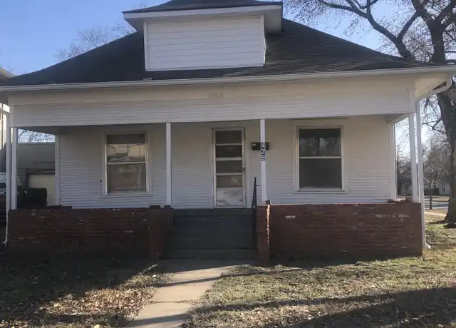 Property at 429 W 9th Ave, Hutchinson, KS, 67501, 3 beds, 1 bath, [object Object]