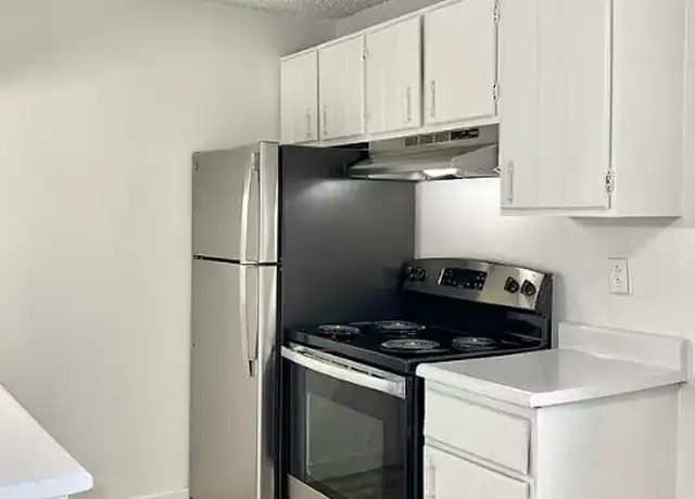 Property at 15571-15573 E 13th Avenue - 15571 E 13th Ave, Aurora, CO, 80011, 1-2 bed, 1 bath, [object Object]