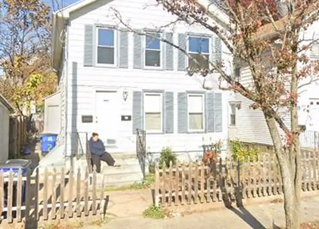 Property at 35 Saltonstall Ave Unit 1ST, New Haven, CT, 06513, 2 beds, 1 bath, [object Object]