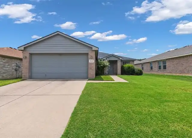 Property at 8028 Sartain Dr, Fort Worth, TX, 76120, 3 beds, 2 baths, [object Object]