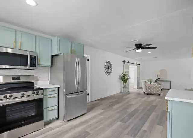 Property at 814 Hall St Unit 5, Melbourne, FL, 32901, 1 bed, 1 bath, [object Object]